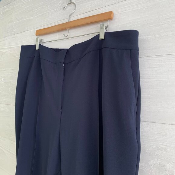 *flaw NWT Talbots Plus - Navy blue dress pants stretch, 24W - Picture 3 of 6